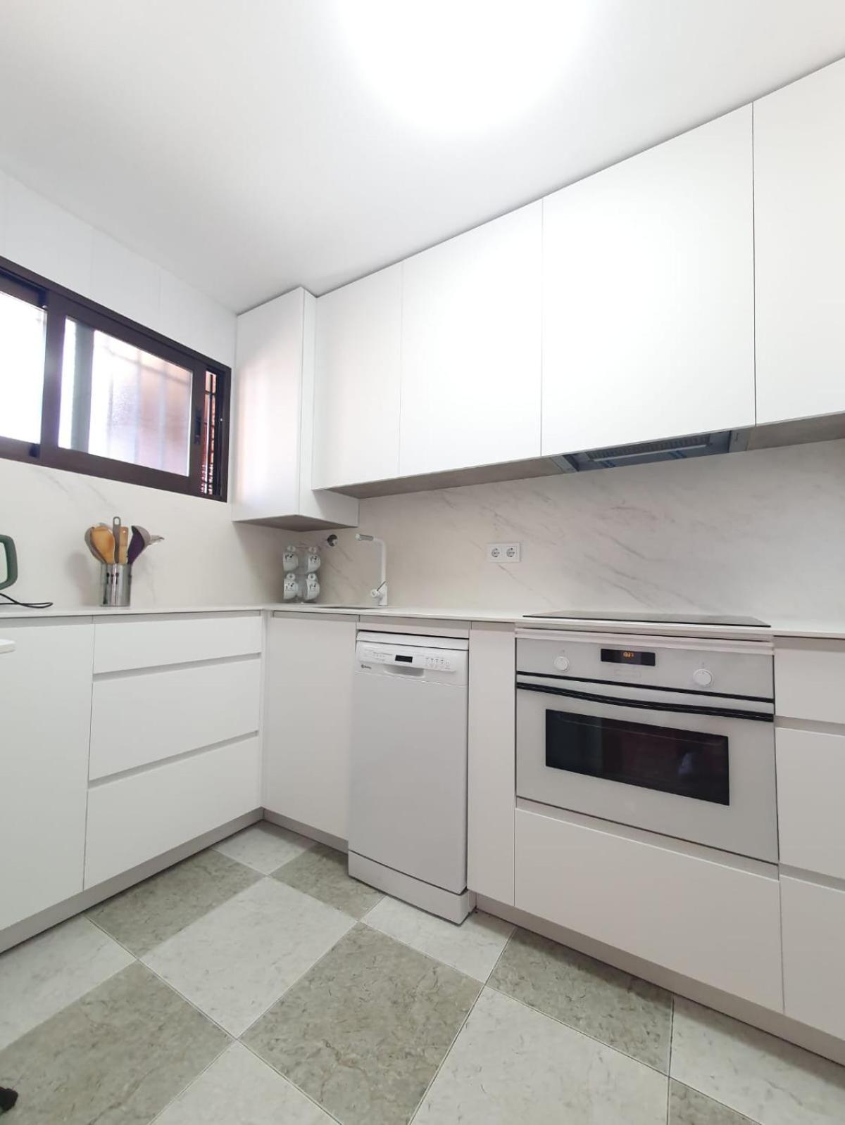 Appartamento La Carihuela A 150 Metros De La Playa Con Espectaculares Vistas Torremolinos